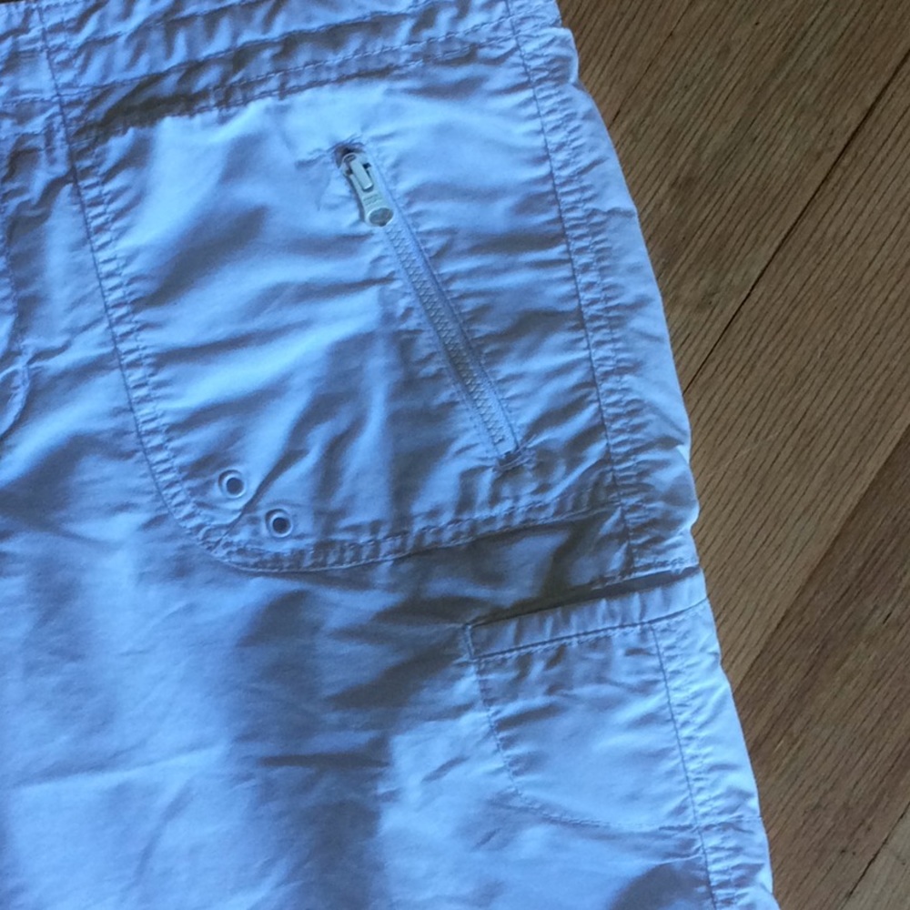 GAP white bermudas size 8 - Picture 5 of 10